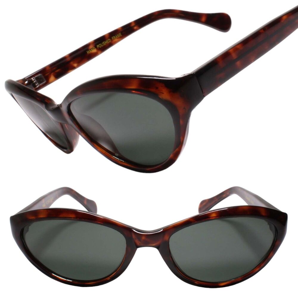 Timeless Elegance Mod Style Genuine Vintage Womens Cat Eye Tortoise Sunglasses